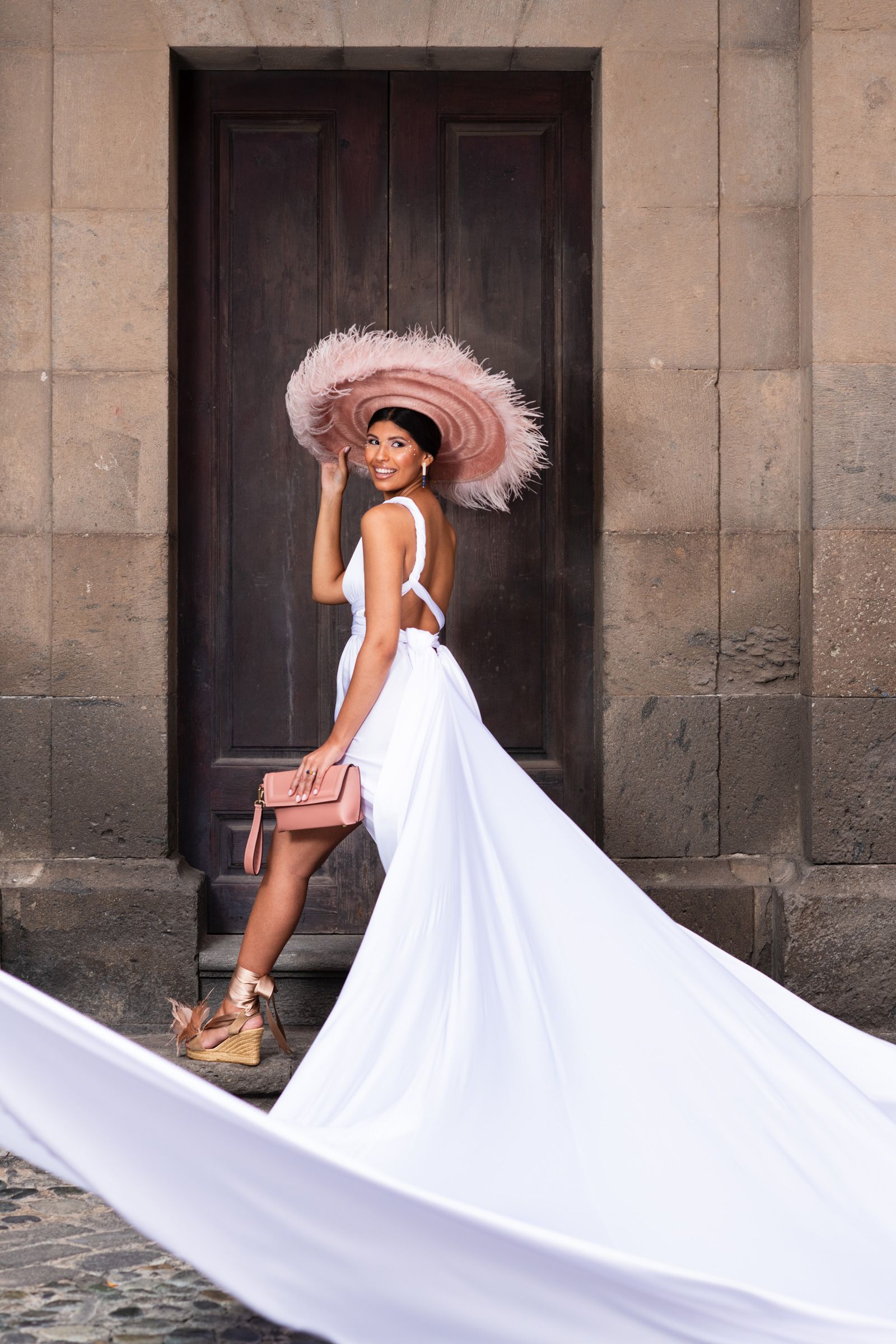 JORGE VILAR fotógrafo - Canary Flying Dress - white dress