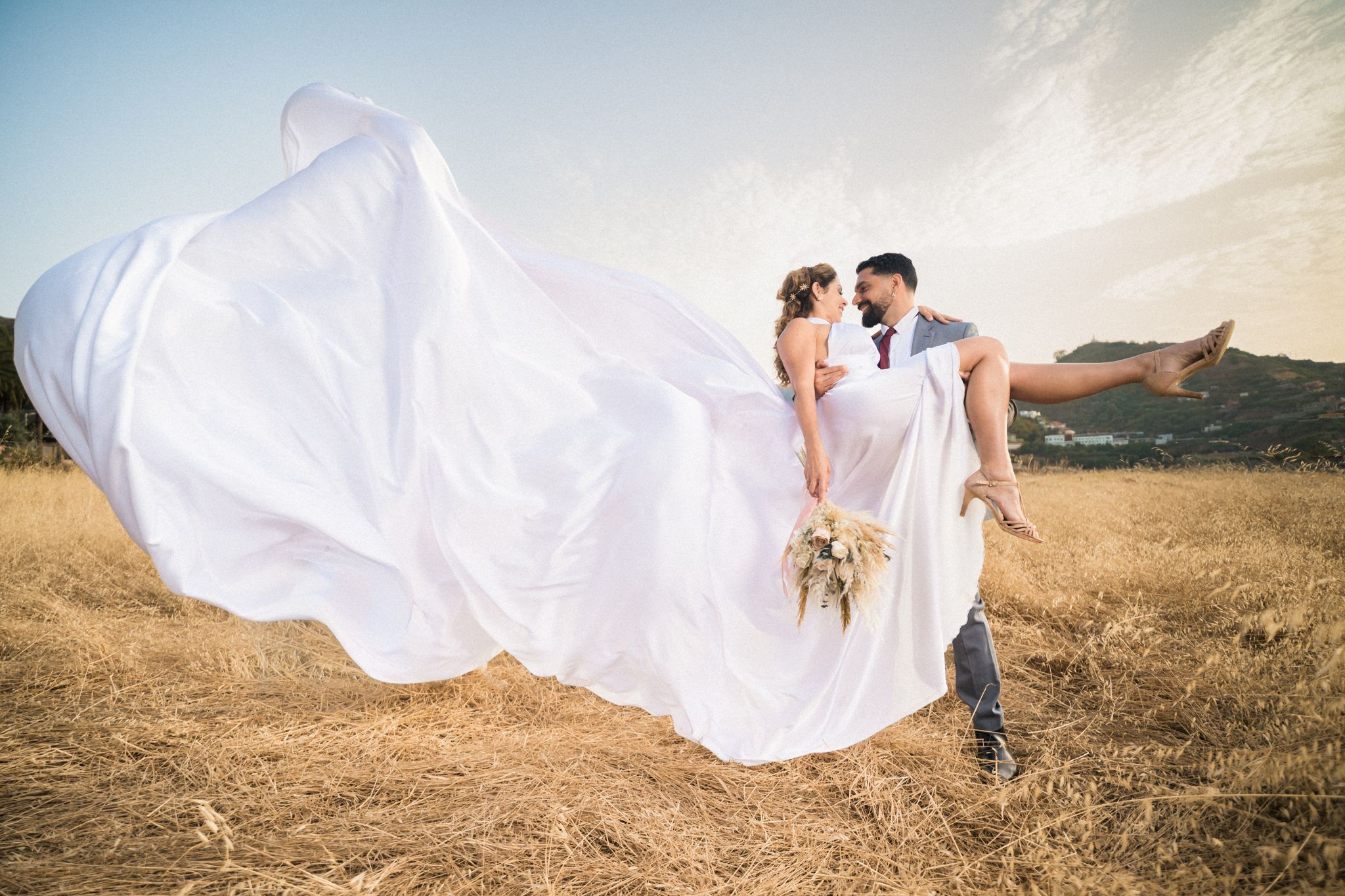 postboda flying dress
